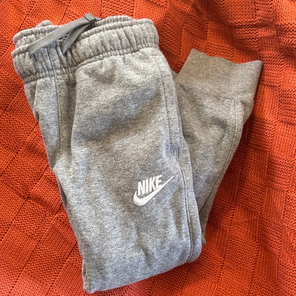 Nike Kids Heather Gray Joggers